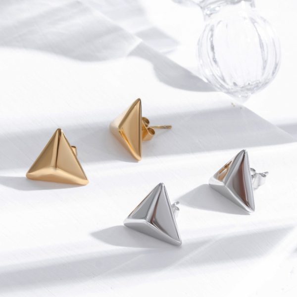 Women's Metal Triangle Stainless Steel Simple Fashion Hundred Stud Earrings