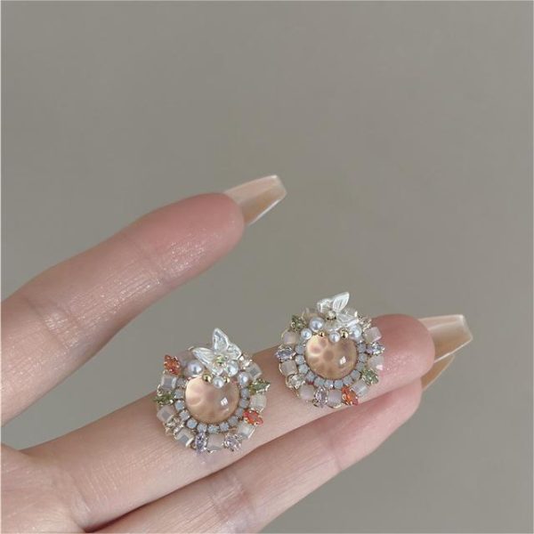 High-grade Retro Stud Earrings Crystal Zircon Butterfly