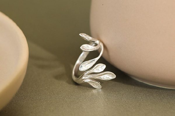 Tree Leaf Golden Ring Female Niche Design Open Ring Jewelry