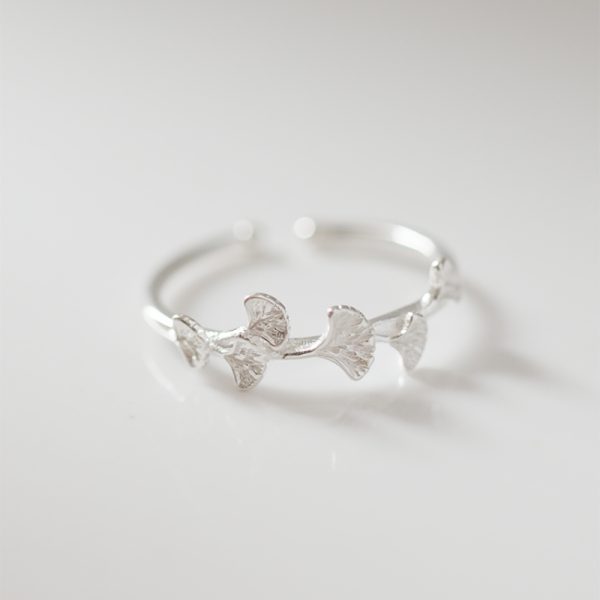 Ginkgo Leaf Design Sense Ring Female S925