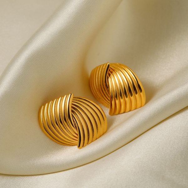 18K Gold Stainless Steel Striped Texture Staggered Stud Earrings