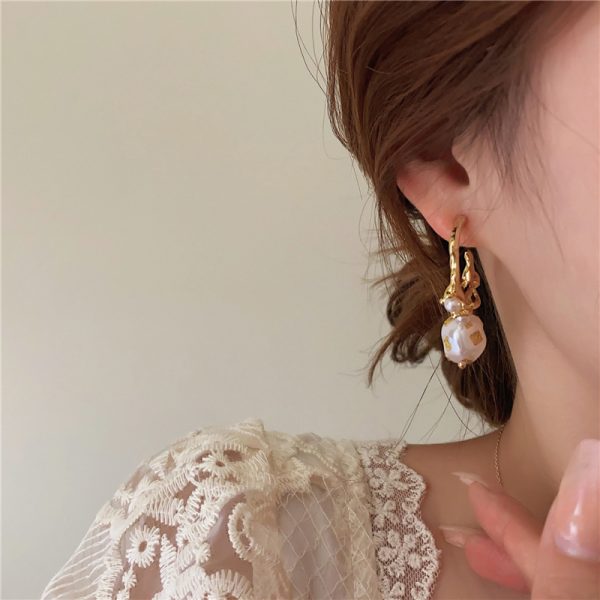 Women's Pearl Pendant C Earrings