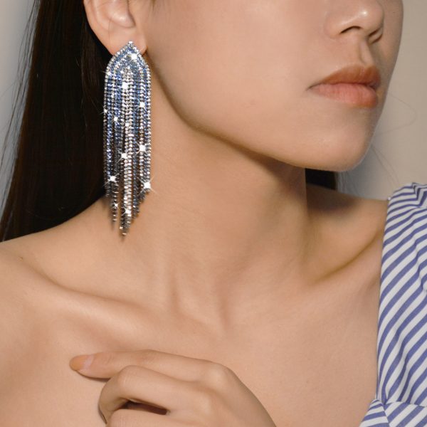 Geometric Two-tone Diamond-studded Tassel Earrings Exaggeration