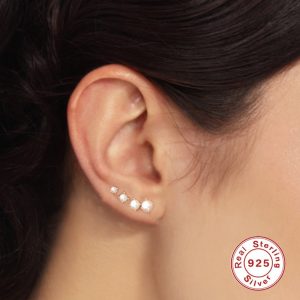 S925 Sterling Silver Classic Four-claw Pearl Stud Earrings