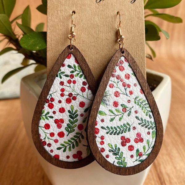 Christmas PU Leather Litchi Pattern Wooden Frame Earrings