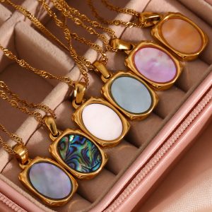 Fashion Simple Special Interest Light Luxury Ornament Stainless Steel Rectangular Shell Mirror Pendant Necklace