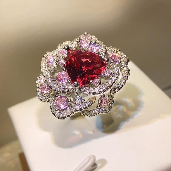 High-carbon Diamond High-tech Diamond Color Ice Flower Cut Ring For Women