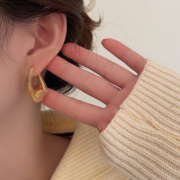 Thread Like Ear Hoops Niche Design Fashion