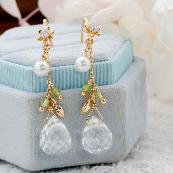 Women's White Crystal Drop Earrings