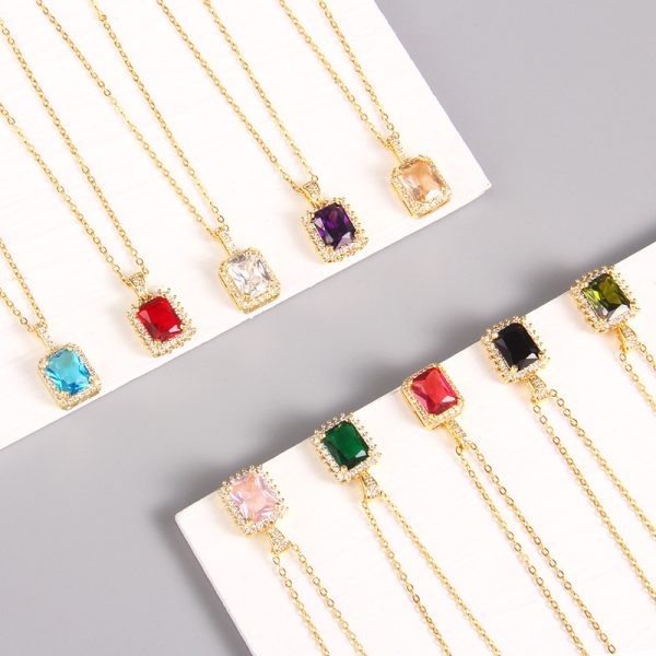Colored Gemstone Necklace For Female Niche Design With A Minimalist Feel