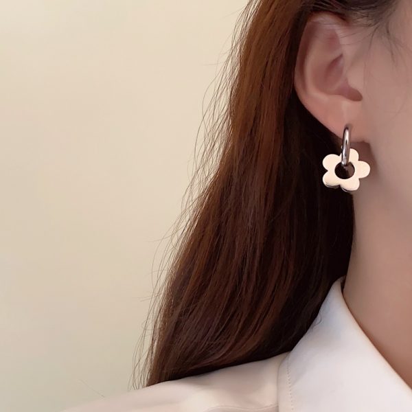 Retro High-end Design And Fashionable Earrings