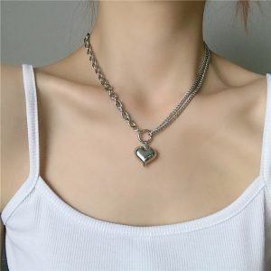 Heart Shaped Pendant Necklace With European And American Style