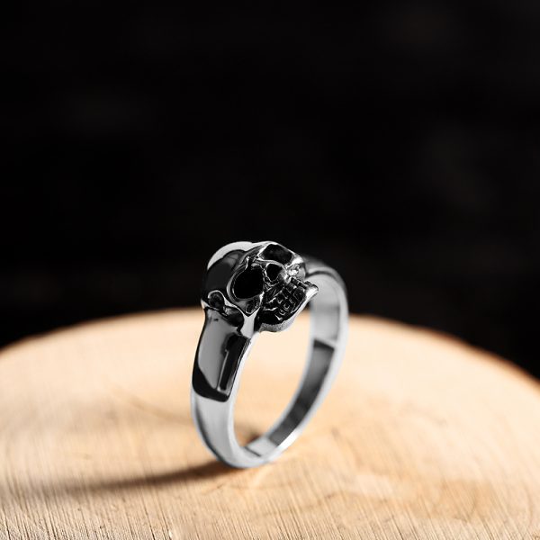 Silver Simple Fashion Skull Men's And Women's Closed Ring