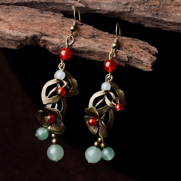 Retro Hollow Flower Leaf Graceful And Fashionable Vintage Earrings