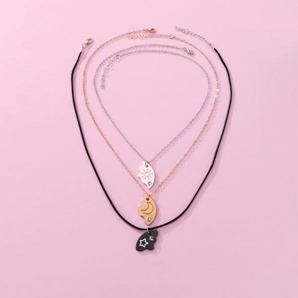 Star Moon Three-person Chain Advanced Design Alloy Oil Dripping Stitching Round Pendant Suit Necklace