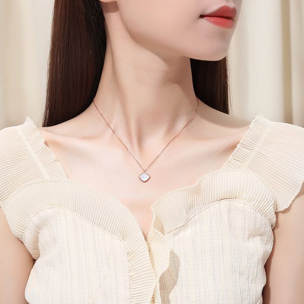 Women's Sterling Silver Shell Pendant Niche Ins Heart-shaped Collarbone Necklace