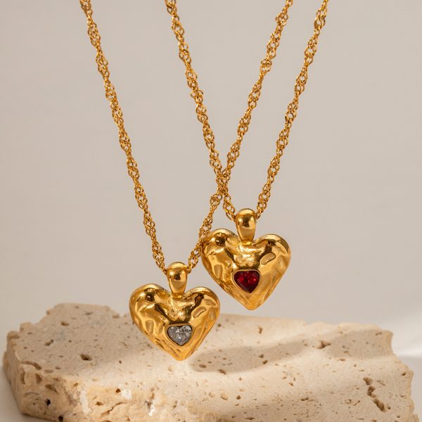 18K Gold Stainless Steel Heart Hammer Pattern Zircon-inlaid Pendant Necklace For Women
