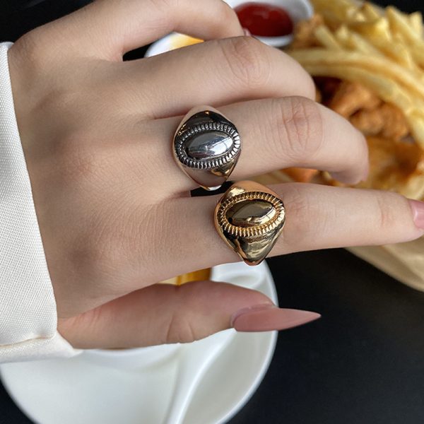 Fashion Golden Ring Elegant Oval Women's Adjustable