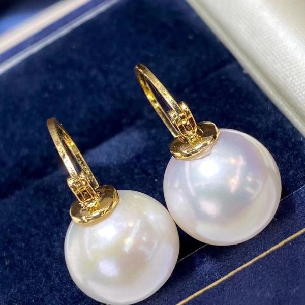 Unisex 18K Gilded Round Beads Freshwater Pearl Ear Studs