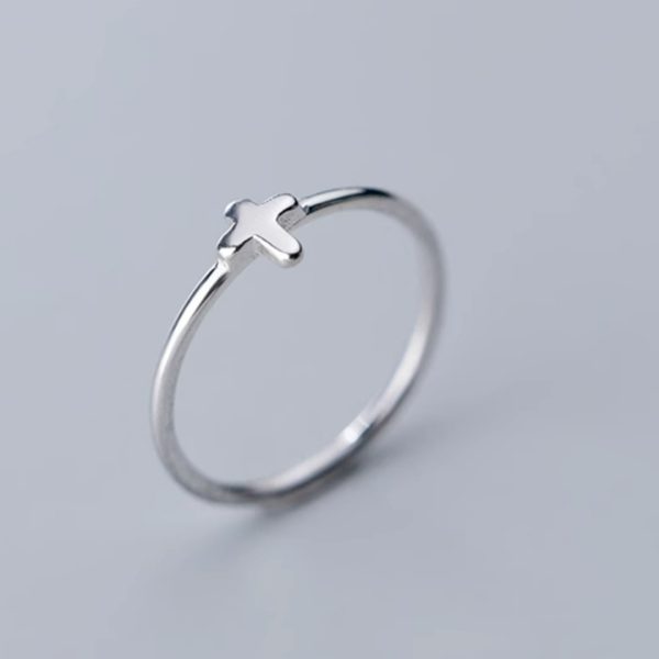 Simple And Elegant Personality Fashion Cross Ring