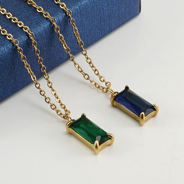 18K Stainless Steel Square Simple Geometric Retro Clavicle Chain