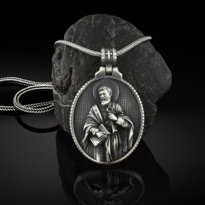 Retro Cross-border Pendant Figure Avatar Men's Necklace