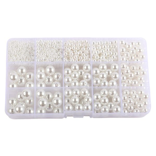 15-grid Perforated Plastic  Pearl Boxed