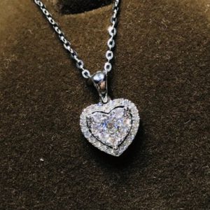 Light Luxury Minority Metal Heart-shaped Zircon Necklace