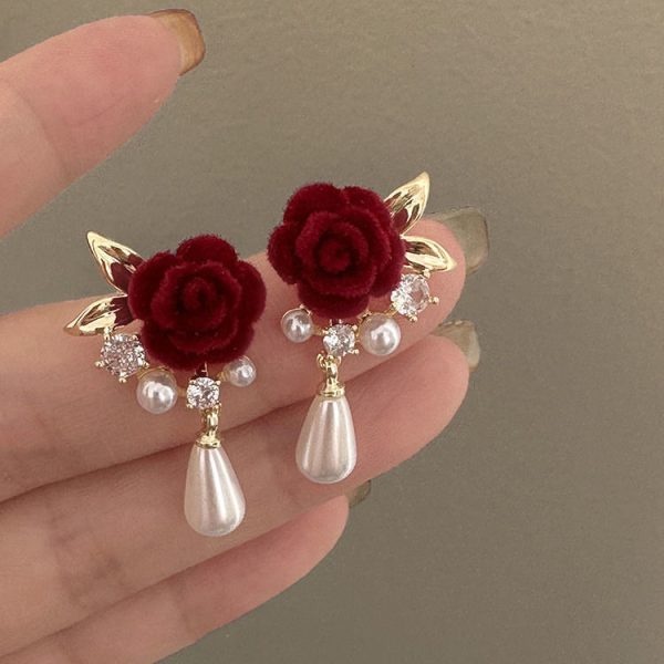 Retro Autumn And Winter Burgundy Velvet Rose Pearl Earrings Female Temperament High Sense